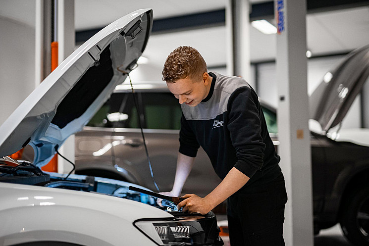 Carteam Garagebedrijf van der Steege